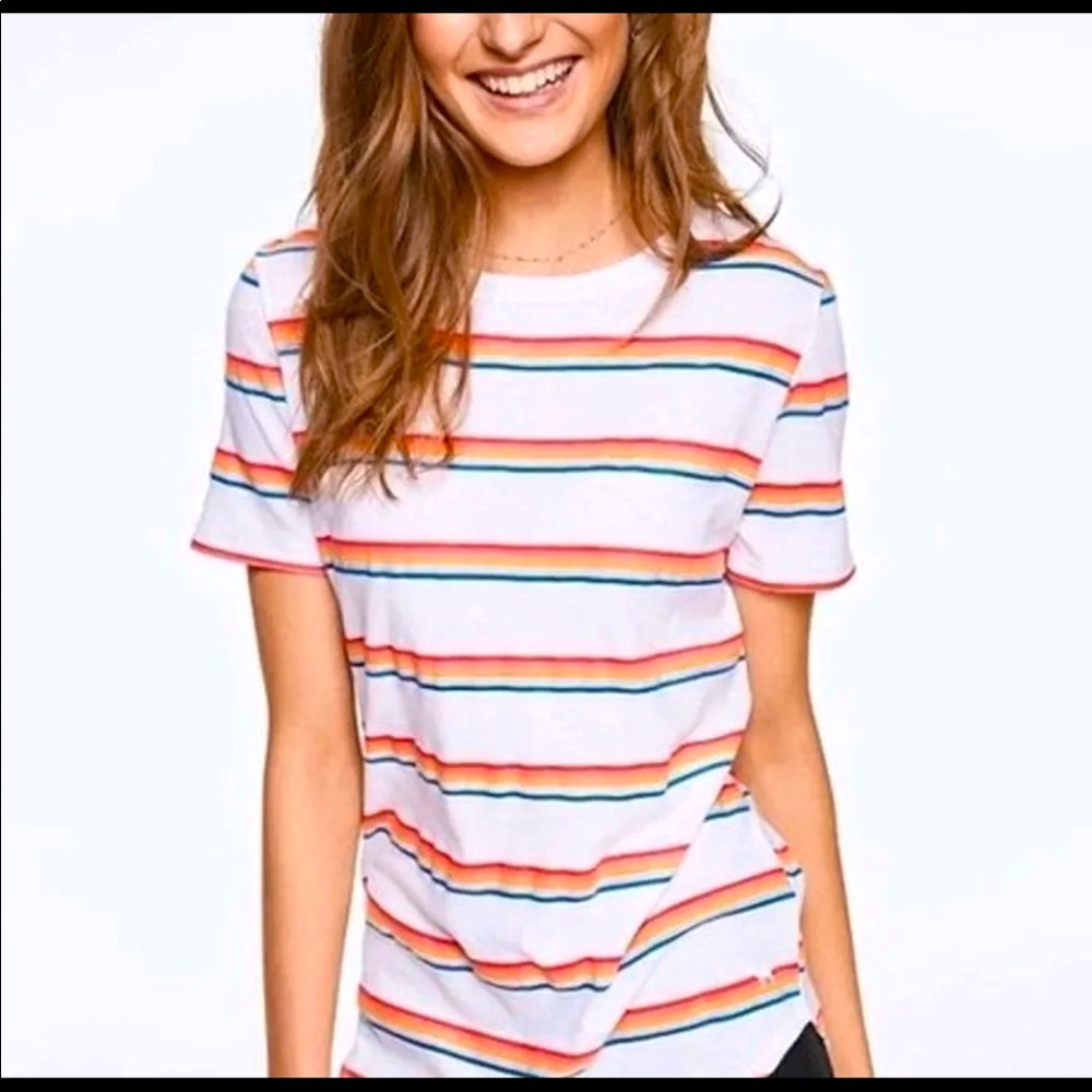NWT L Victoria’s Secret PINK Perfect Crew Tee